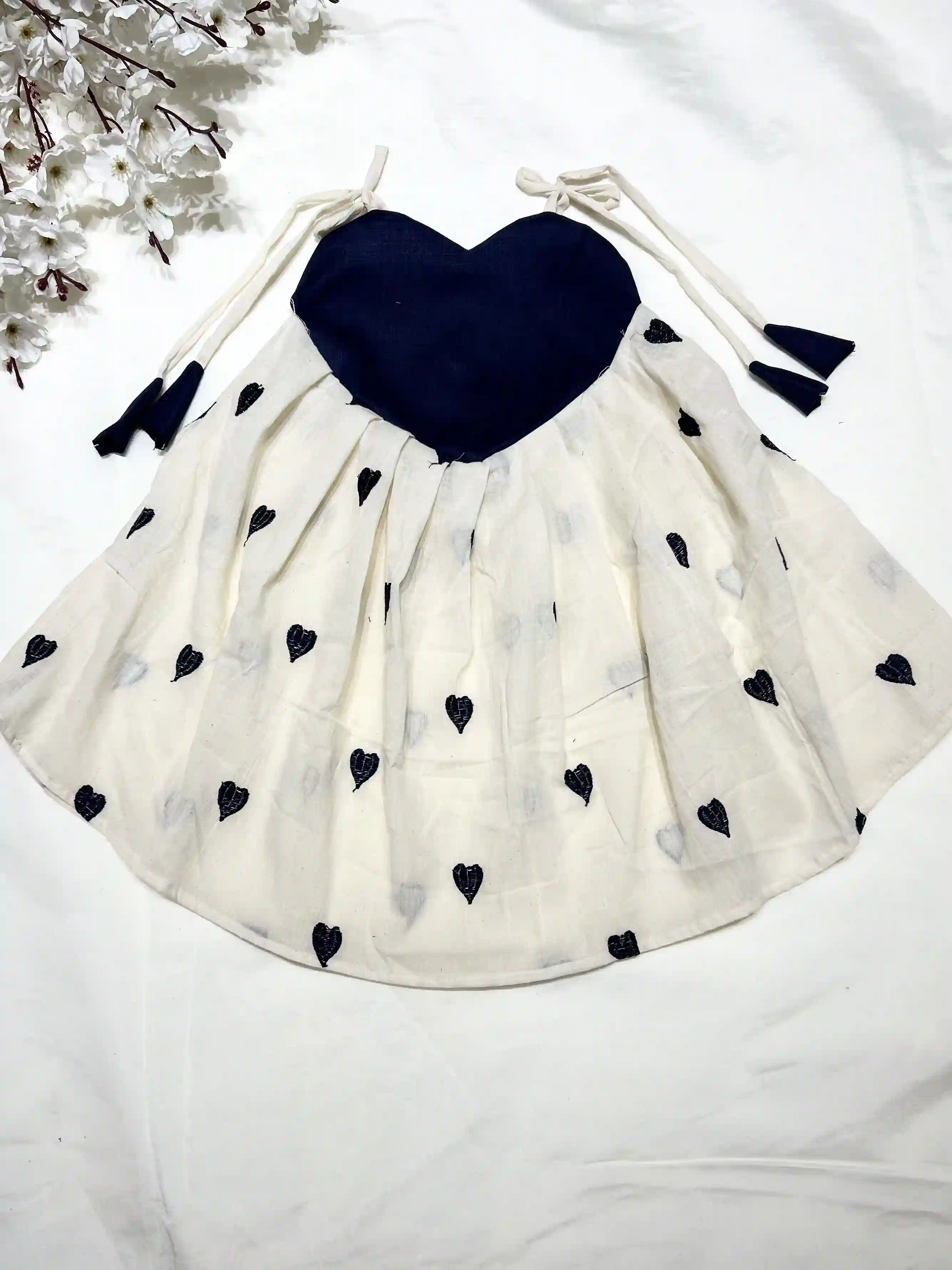 Kora heart-ink blue