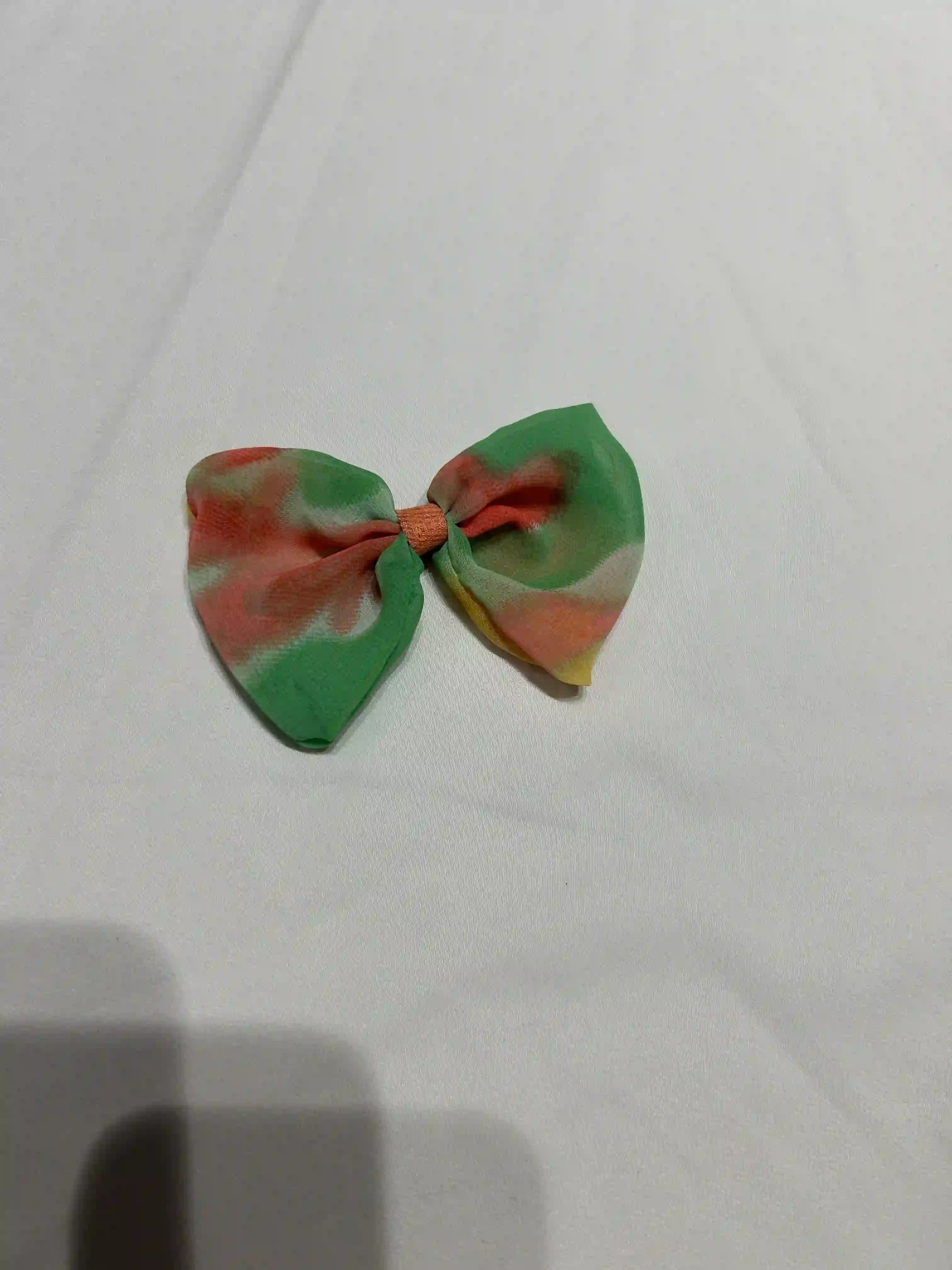 twisty tie bow- peach